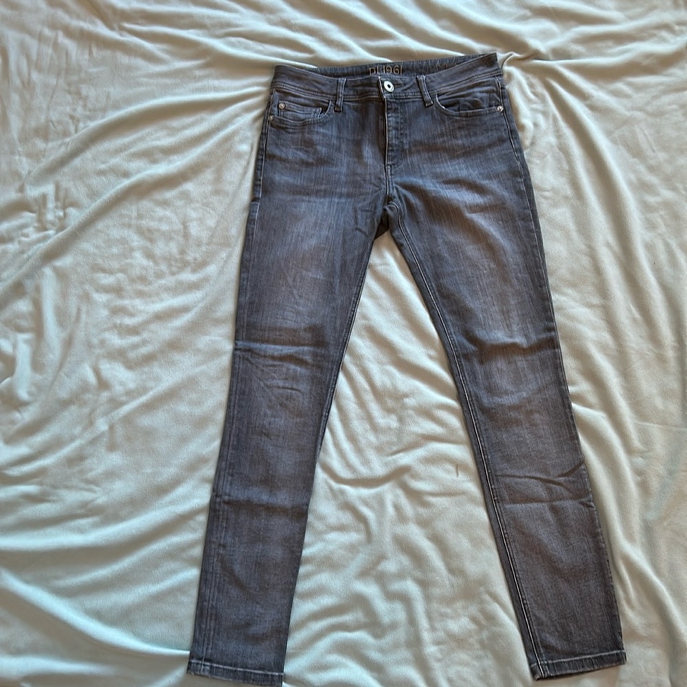 DL 1961 skinny jeans. Size 29